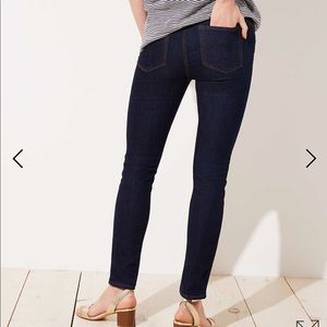 New without tags LOFT maternity jeans 2P